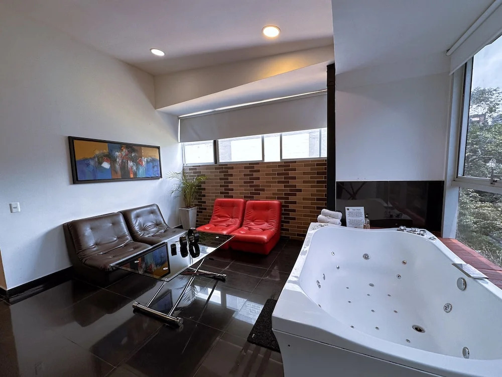 Provenza Lofts