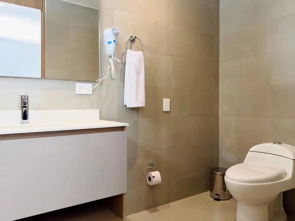 w Opulent Loft w Balcony in Santa B Rbara