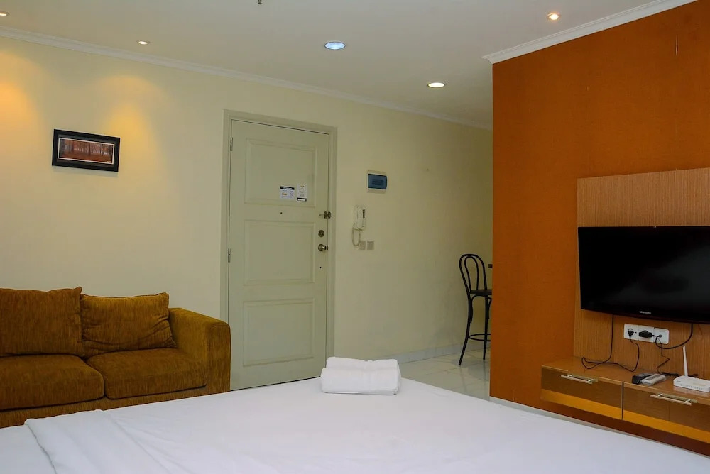 Pleasant Studio Apartment at City Home MOI