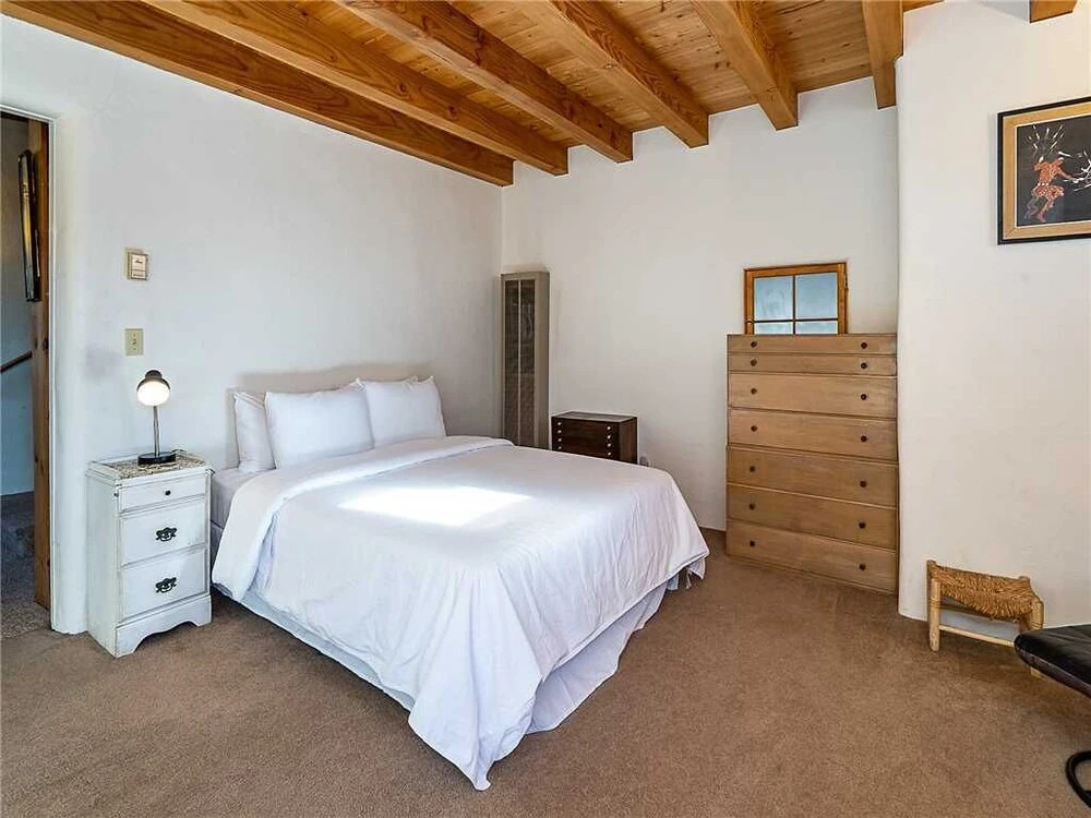 Sun Mountain View, 2 Bedrooms, Fireplace, Balcony, Sleeps 6