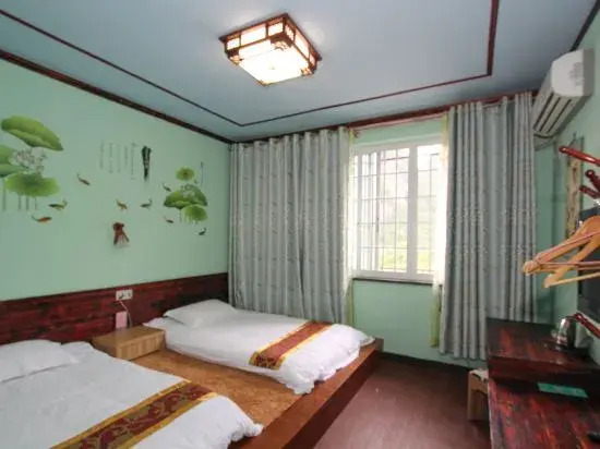 Baiyang Nianhua Hotel
