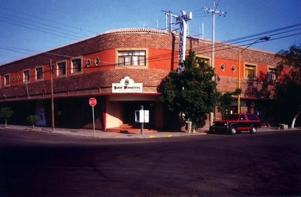 Hotel Monarrez