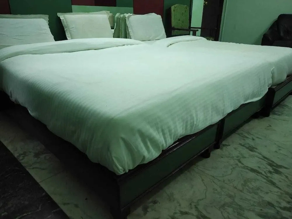 Hotel Green Palace