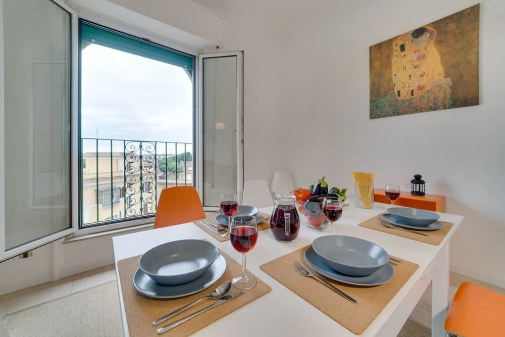 Amazing & Spacious 3bed Flat in Piramide