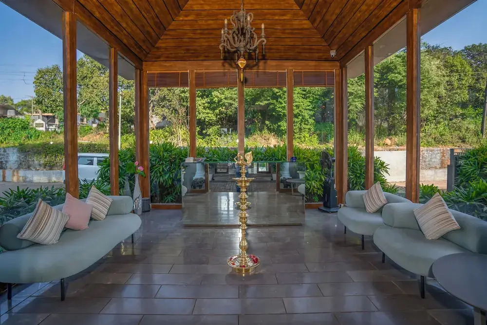 Valentia The Exotic Boutique Hotel - Pure Veg