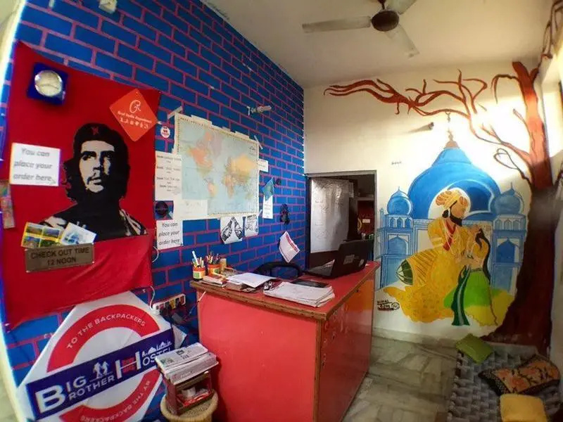 Big Brother hostel Hotel