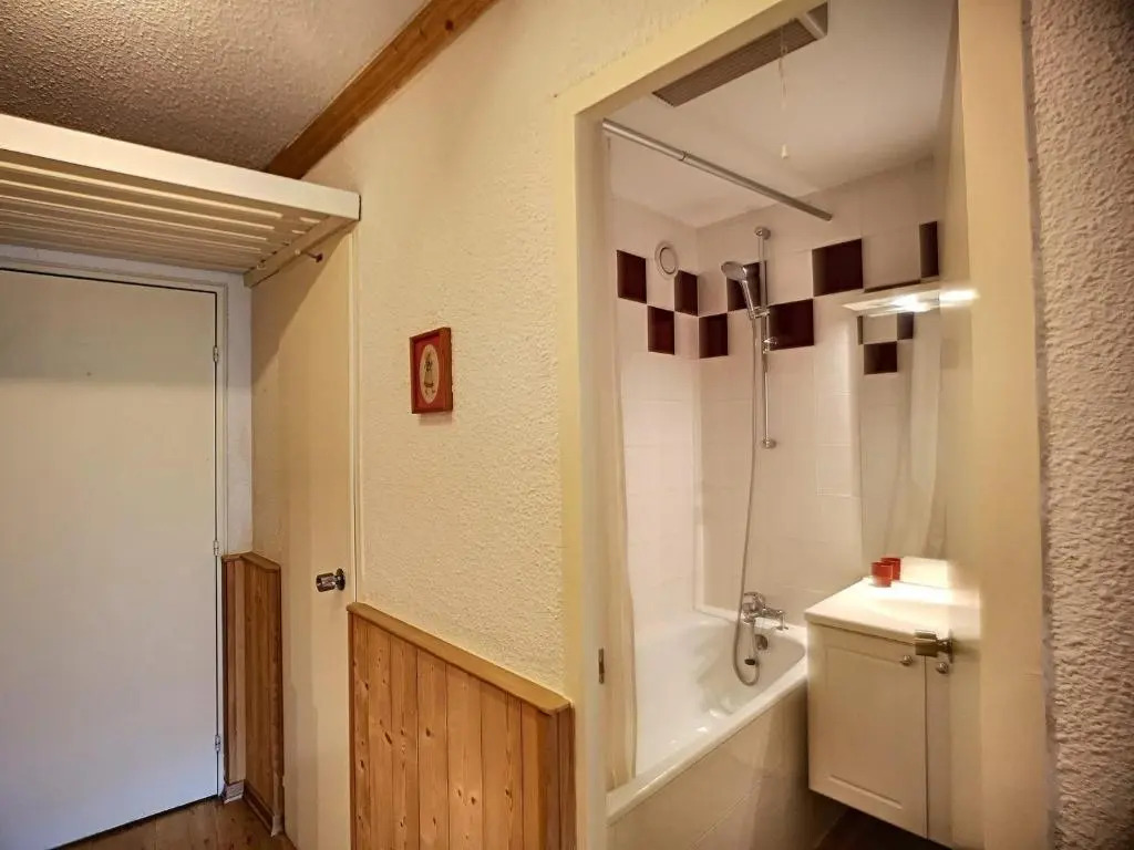 Appartement Les Menuires, 2 pièces, 4 personnes - FR-1-178-181