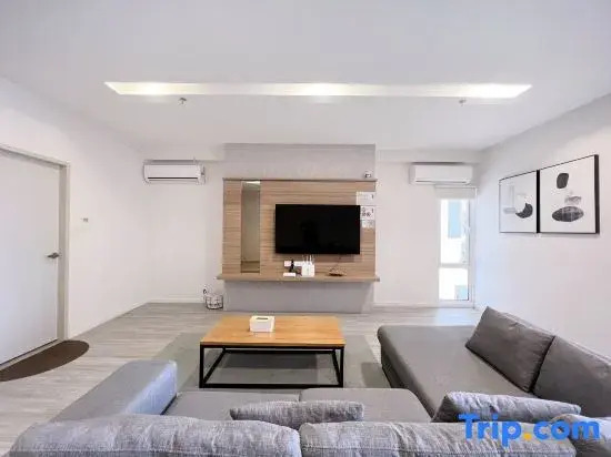 Paradise Perch Tanjung Aru Inifnity Pool 2BR