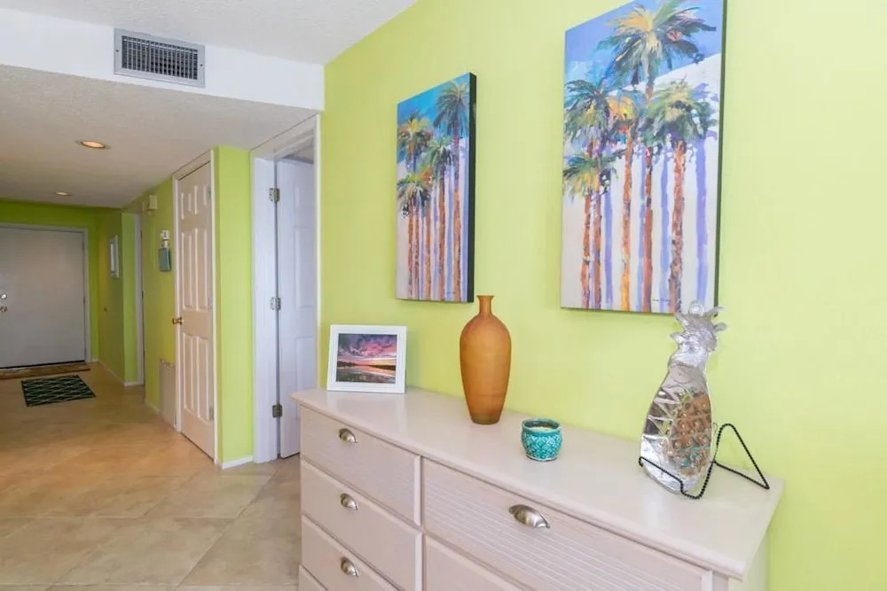 Sunbow Bay 308