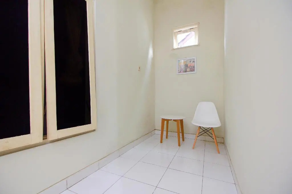 OYO 3083 D Kost 3 Syariah