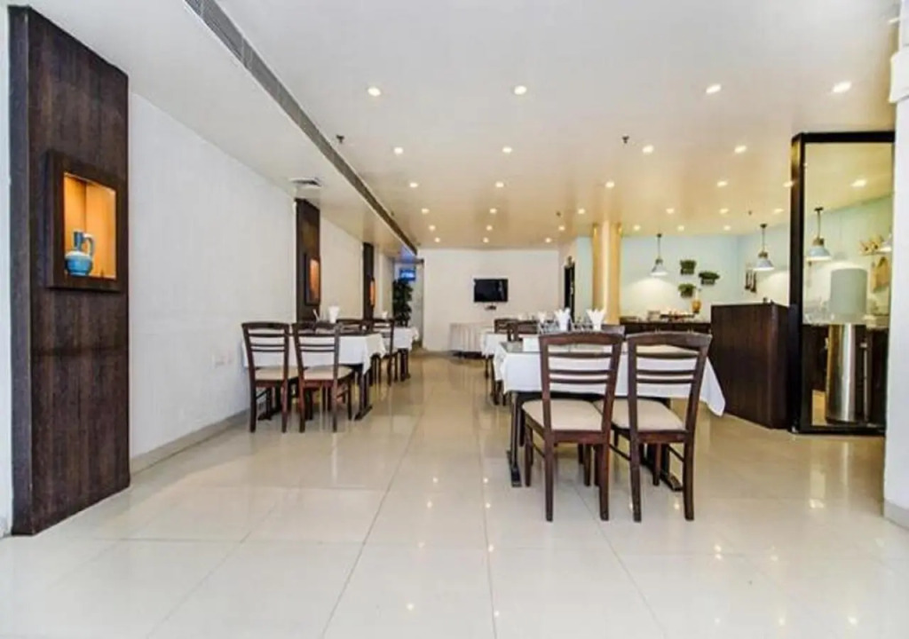 Hotel Rockland Panchsheel Enclave