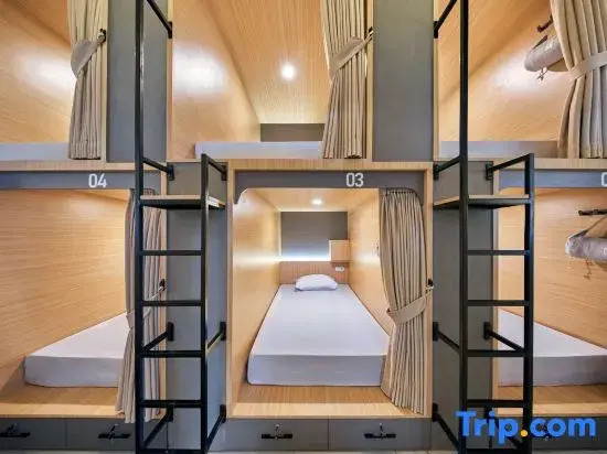 Sky Sleepbox Lembang