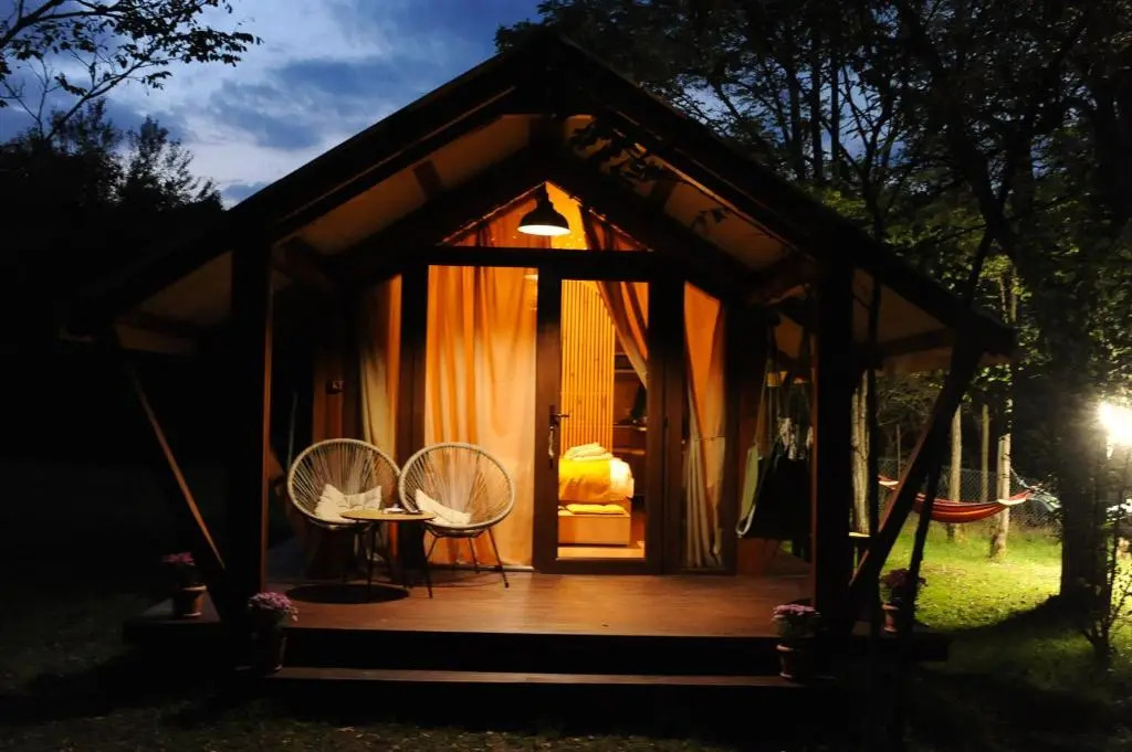 Jvarisa Glamping