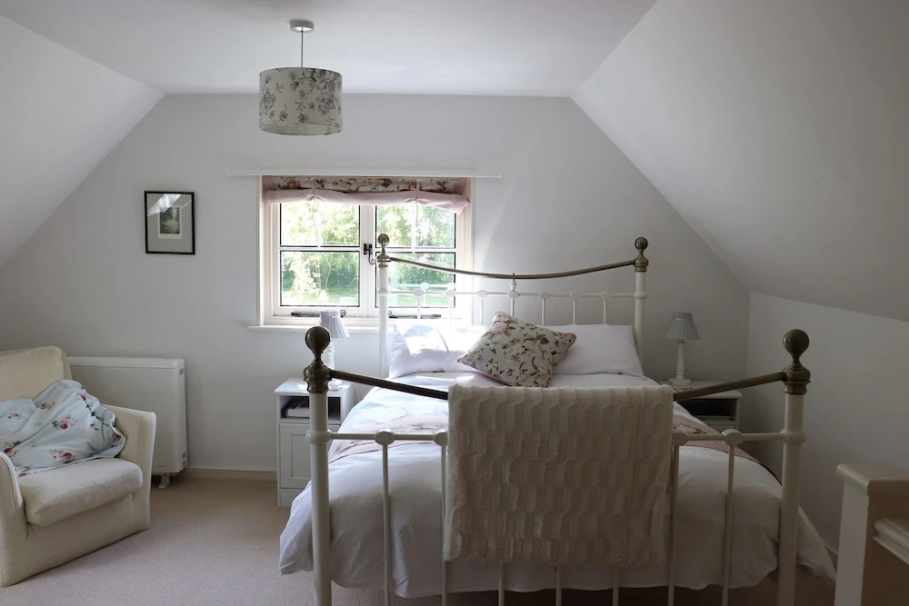 Low Farm Cottages