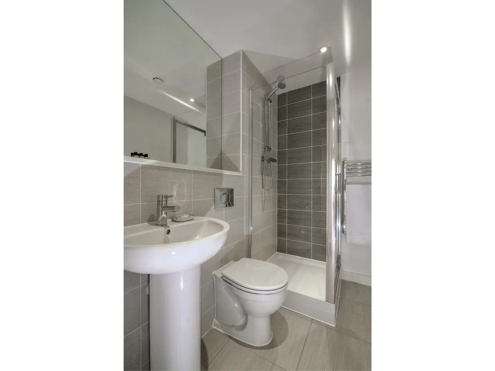 Stunning & Spacious 2BR Apartment in Mediacityuk