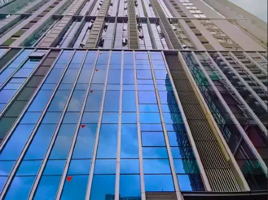 Davis International Apartment (Longhua Bus Station Qinghu Branch)