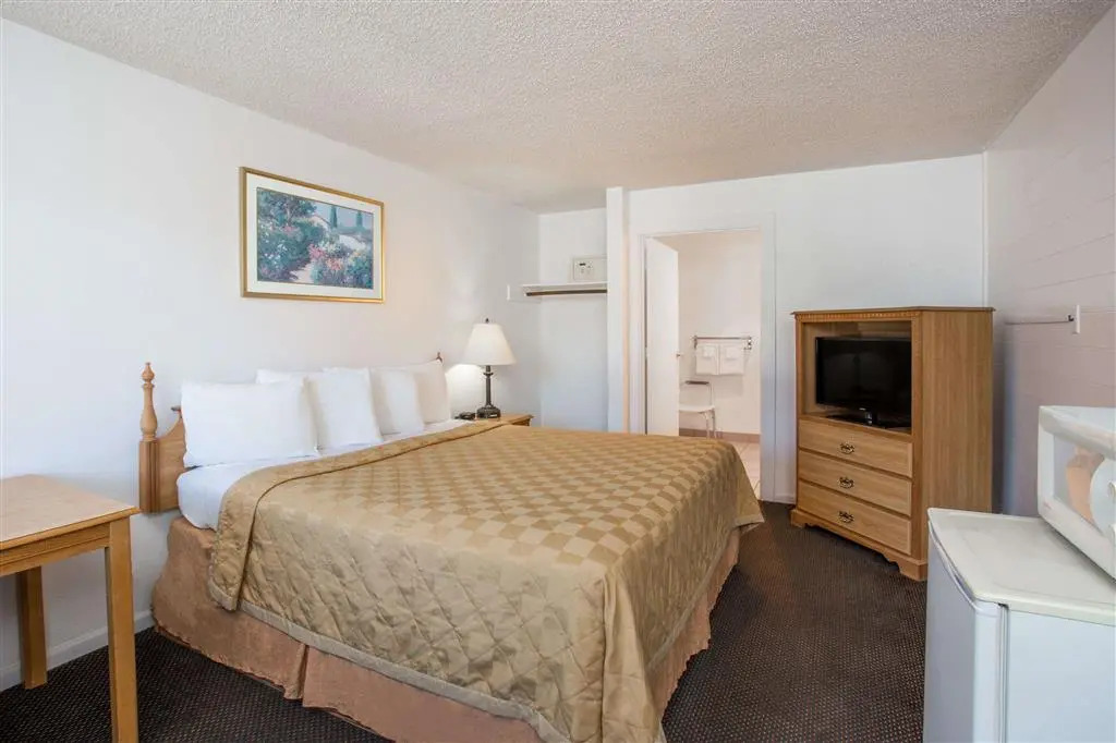 Travelodge Fort Bragg