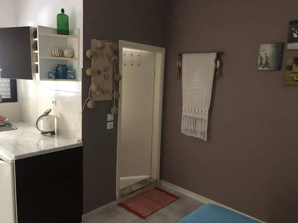 Rhodes Backpackers Boutique Hostel and Apartments
