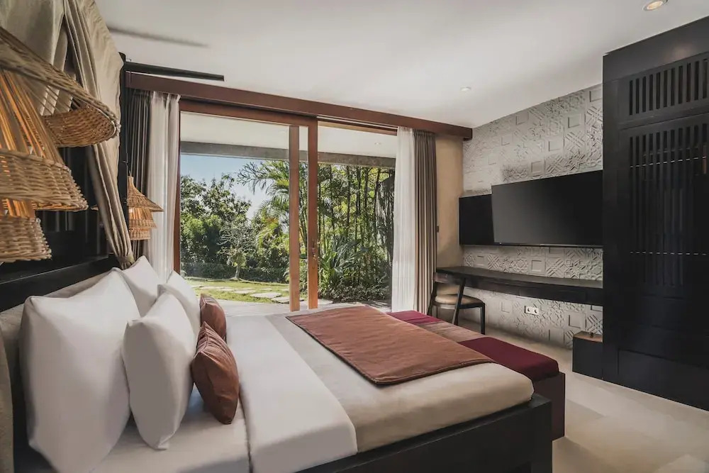 Курортный отель Seascape Resort & Spa Uluwatu by Ini Vie Hospitality