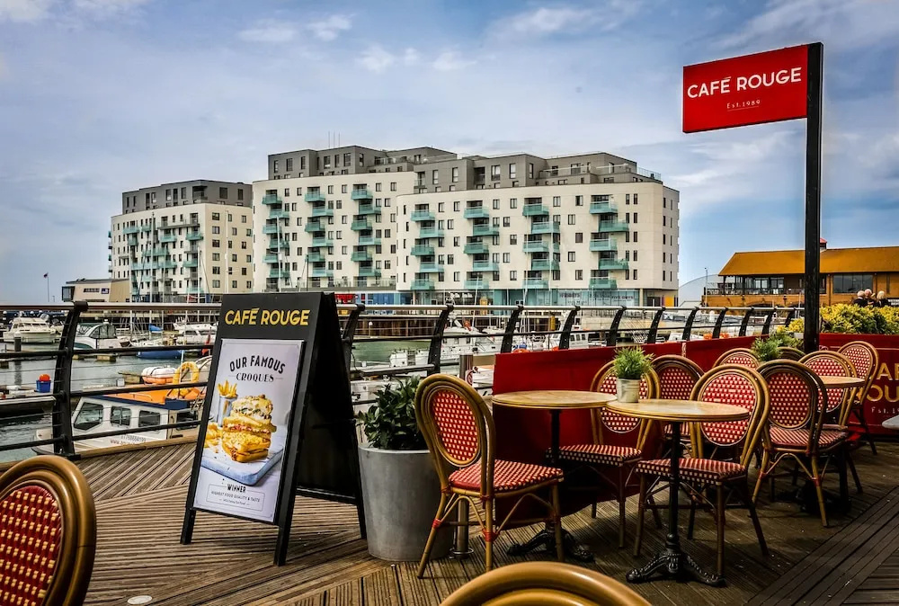 Rethink Living - Luxury Brighton Marina