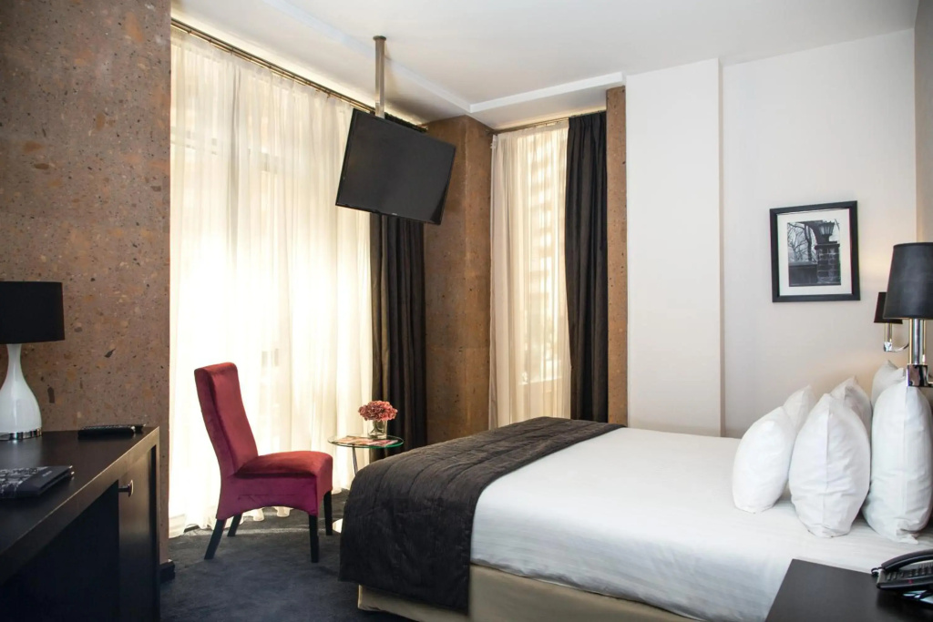 North Avenue Hotel