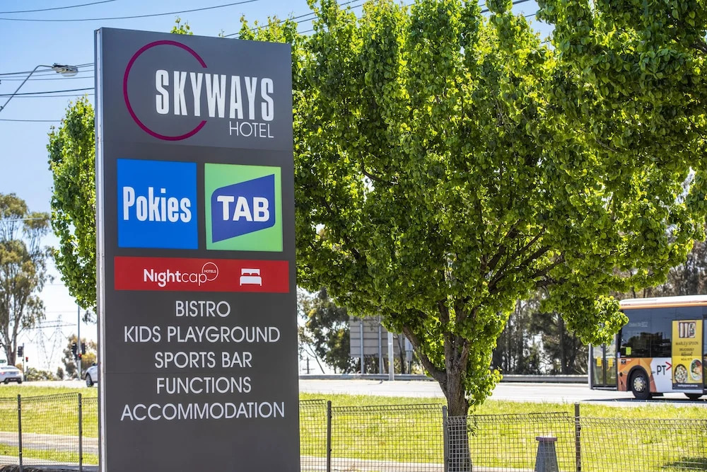 Skyways Hotel Airport West