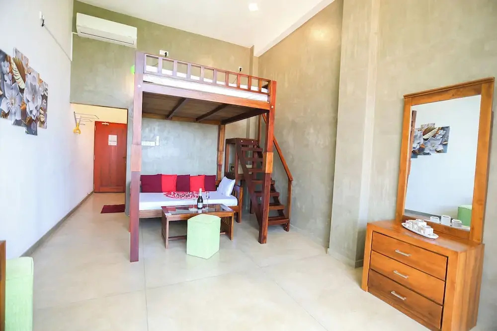 Casa Samaya, Boutique Beachfront Hotel in Weligama