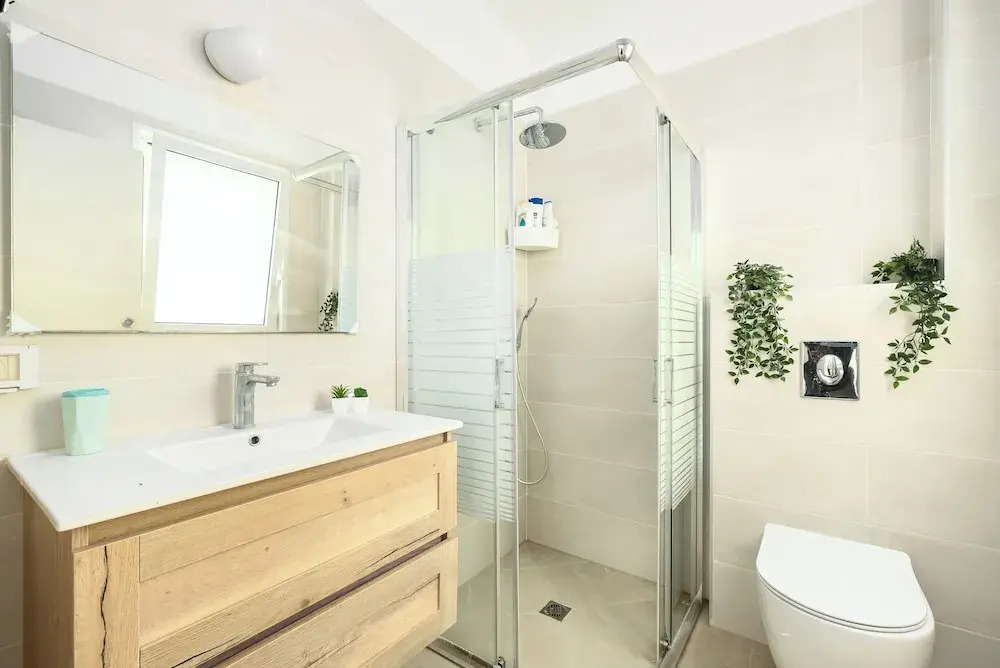 MAMAD - Sea Breeze Netanya Retreat by Sea N Rent