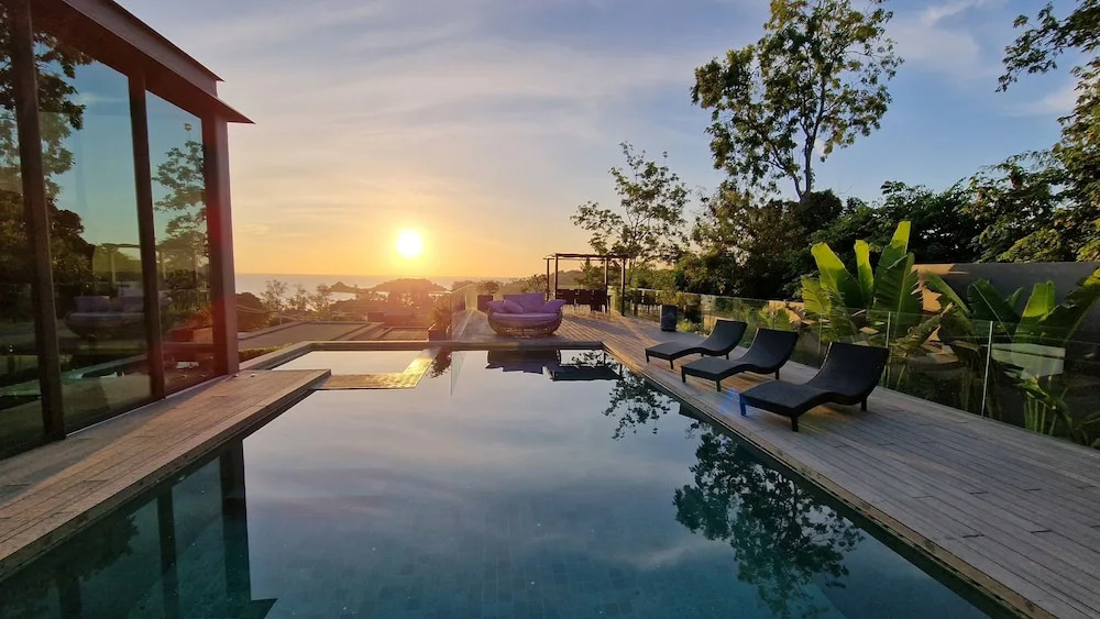 Villa Obsidian