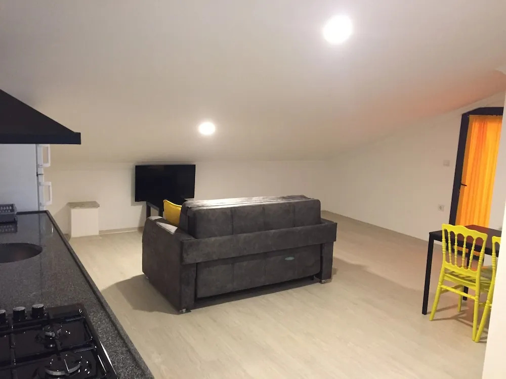 F48 Homes