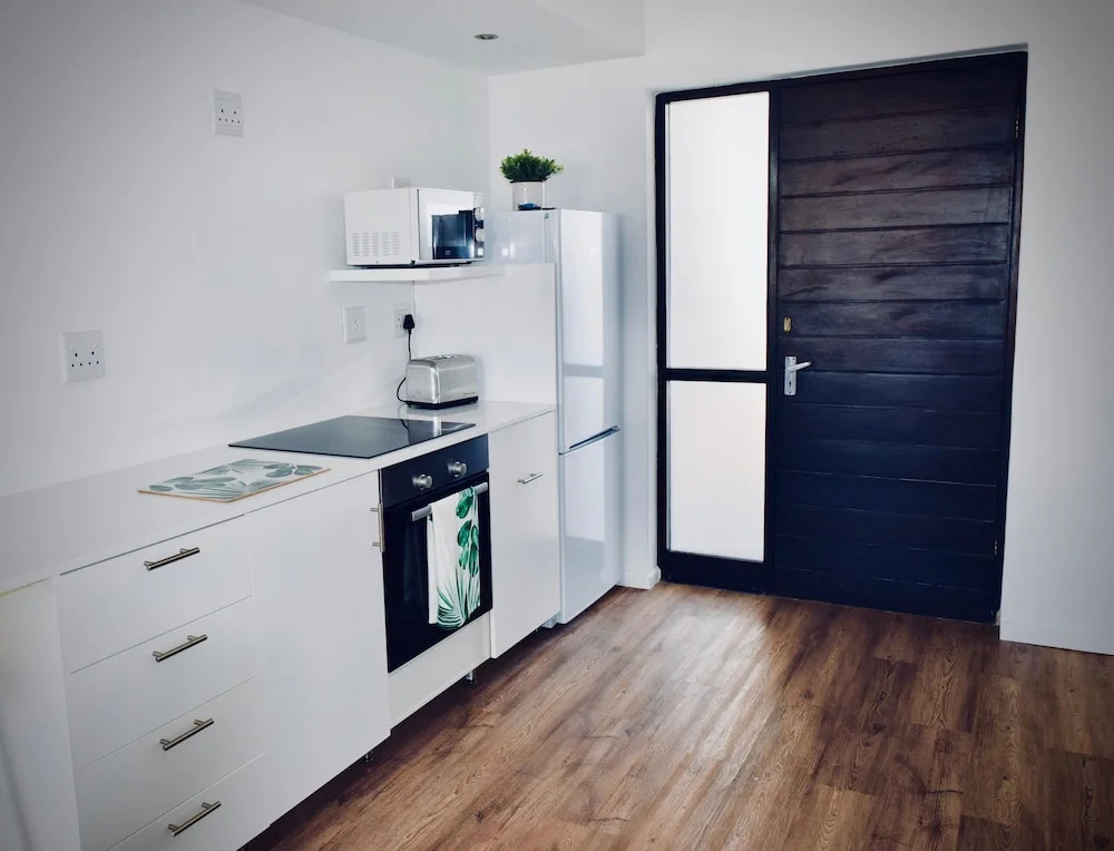 Studio For 2 in Central Cape Town