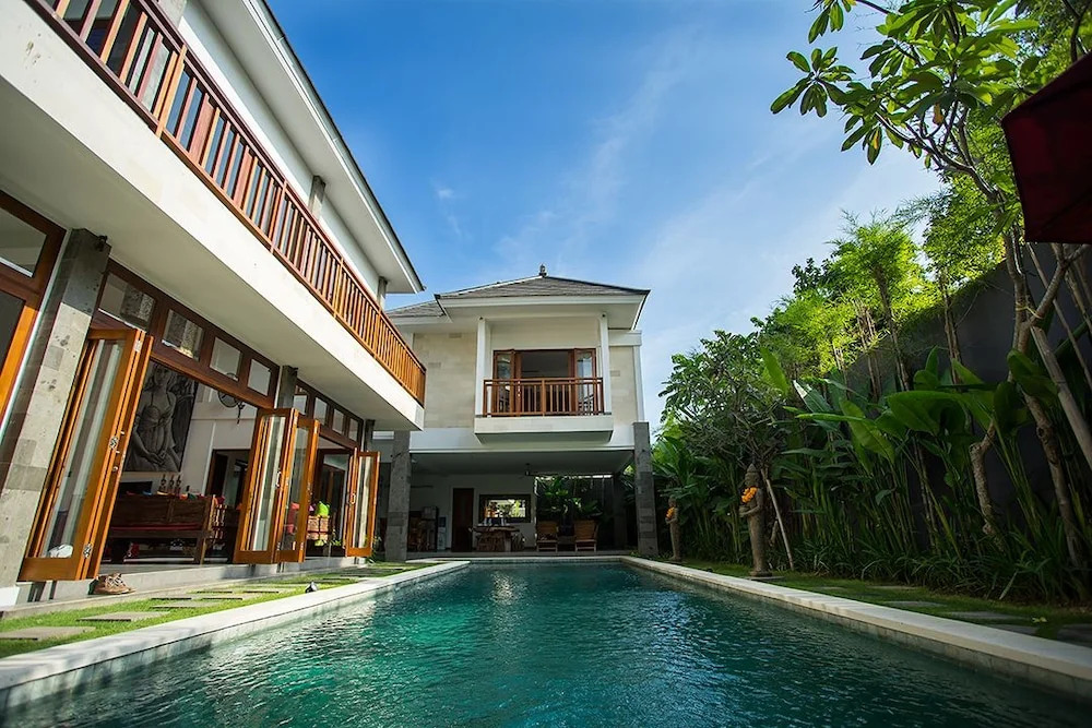 Villa Khaleesi