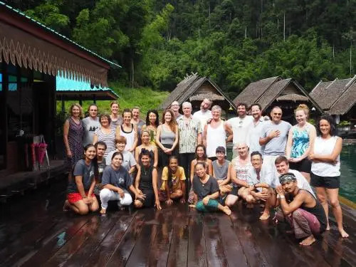 PraiwanRaftHouse แพไพรวัลย์