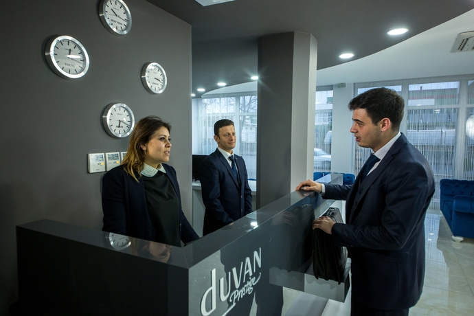 Confort Airport Hotel