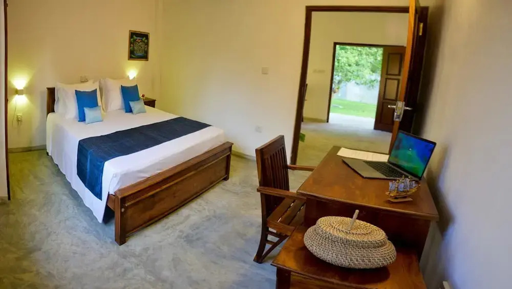 House With one Bedroom in Hikkaduwa, With Wonderful Lake View, Furnish
