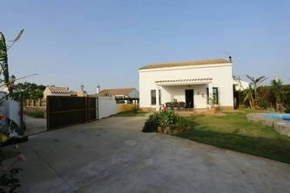 Villa With 3 Bedrooms in Conil de la Frontera, With Wonderful Mountain