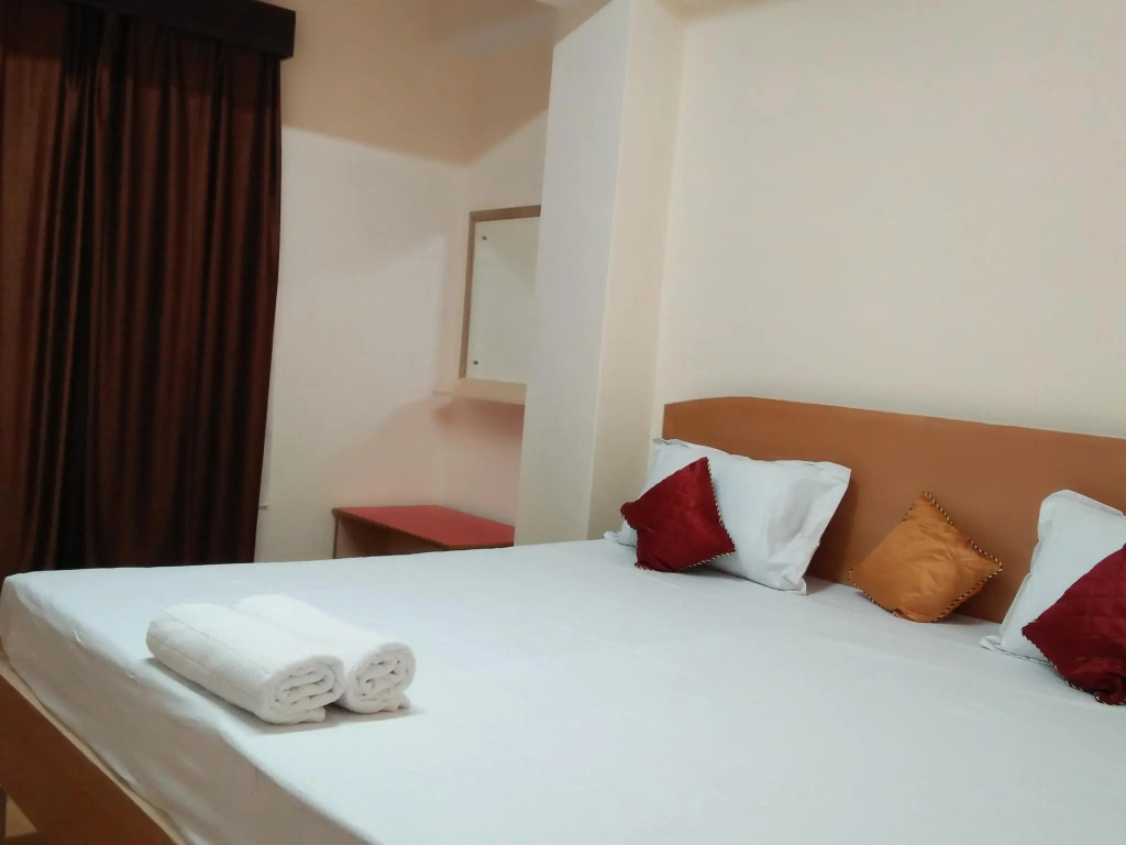 Hotel Pleasant Hill Residency