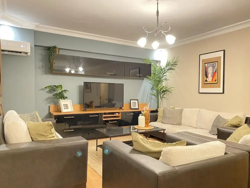 Missafir Sleek Flat in Nisantasi With Terrace