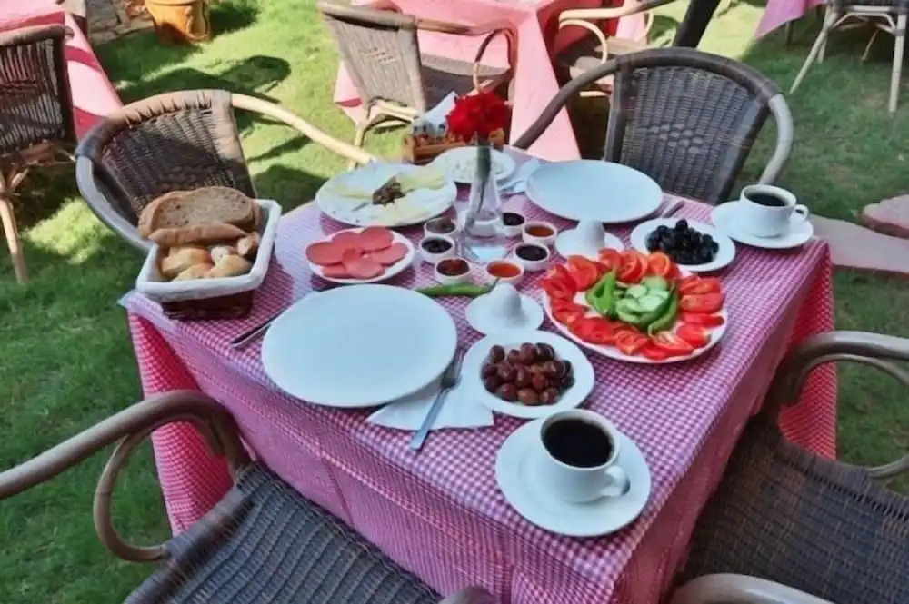 Emre Hotel 10 Oda