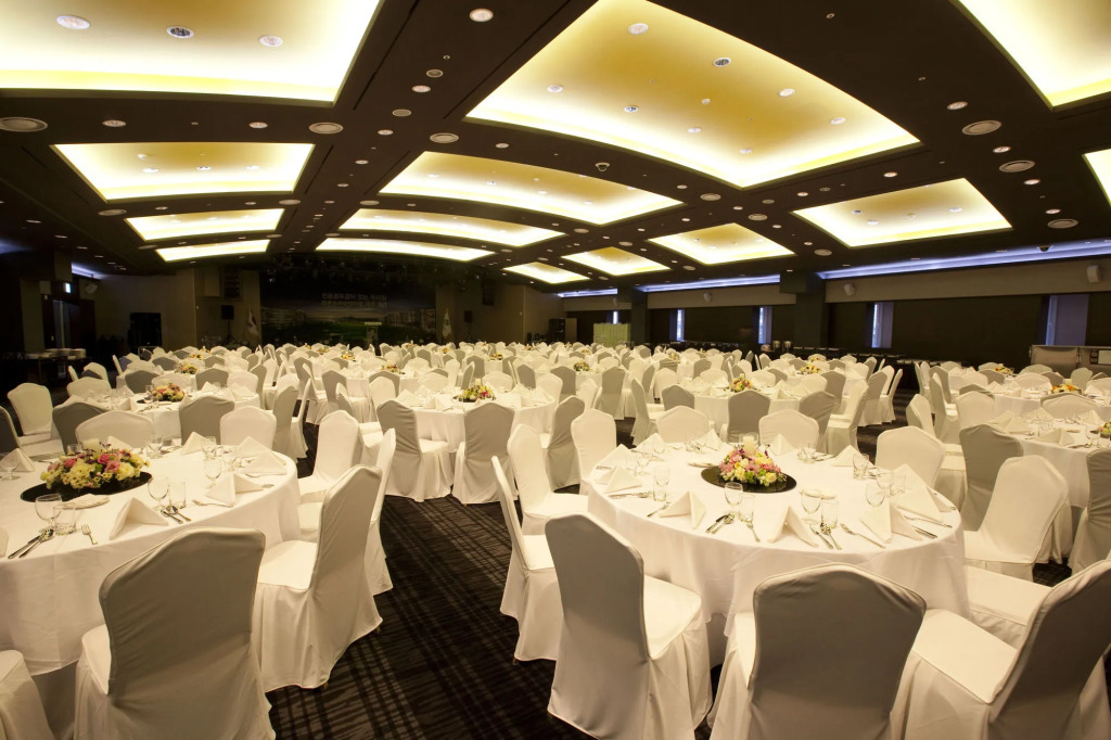 Raon Hotel & Resort