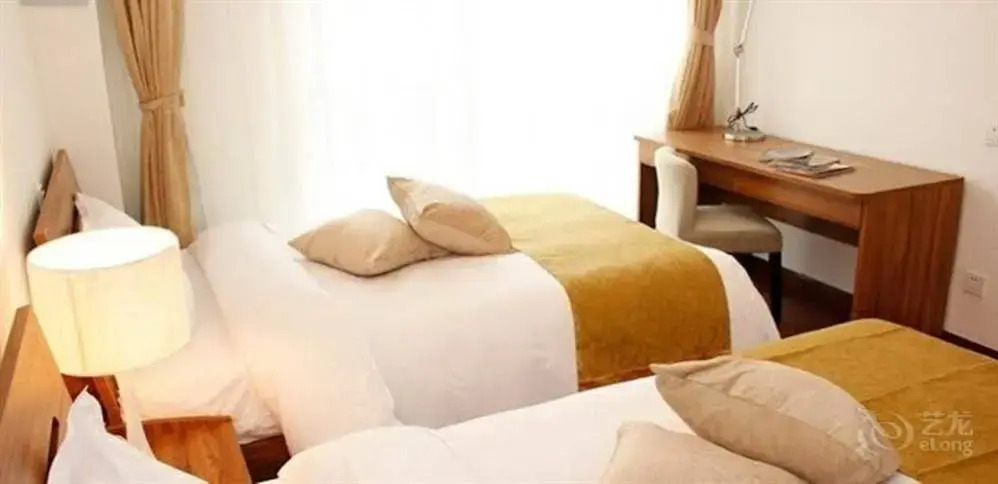 Carving Time Hotel