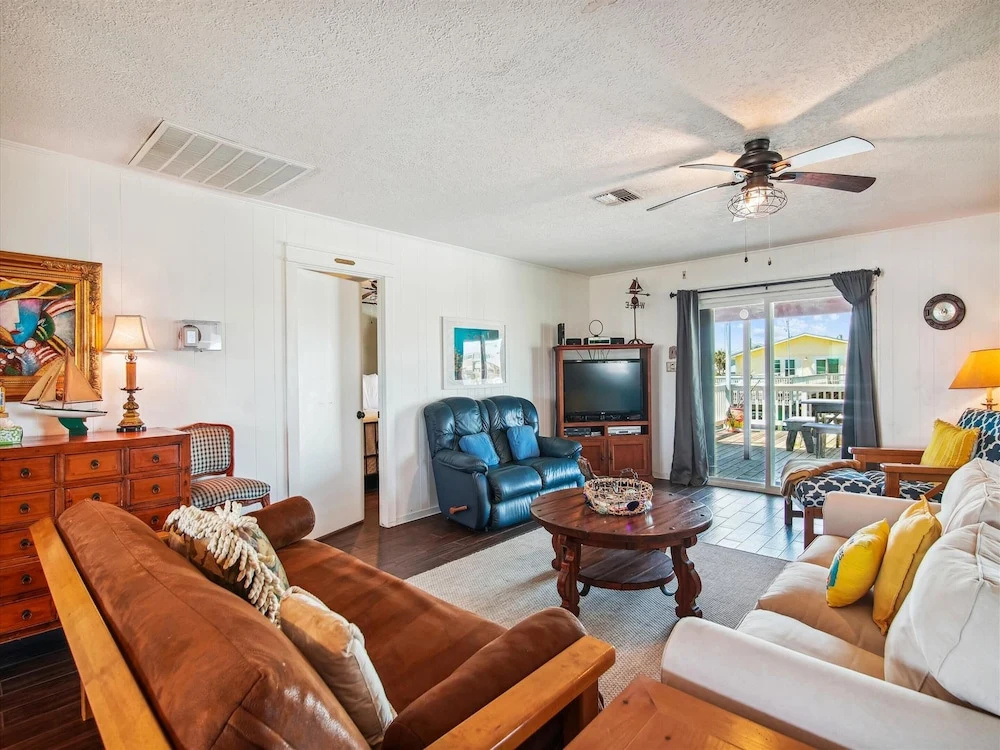 Casa Marina by Ryson Vacation Rentals