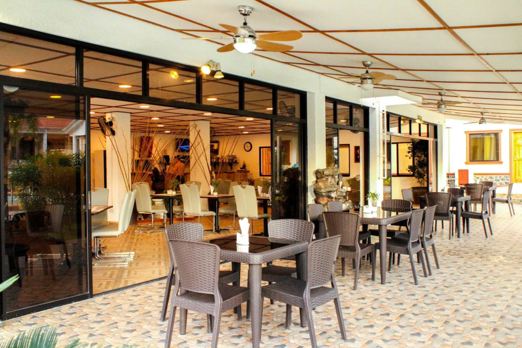 Sunville Hotel and Restaurant