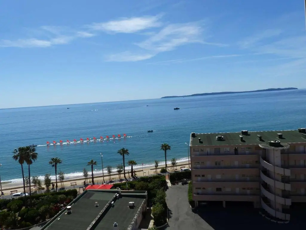 Appartement Le Lavandou, 1 pièce, 2 personnes - FR-1-308-50