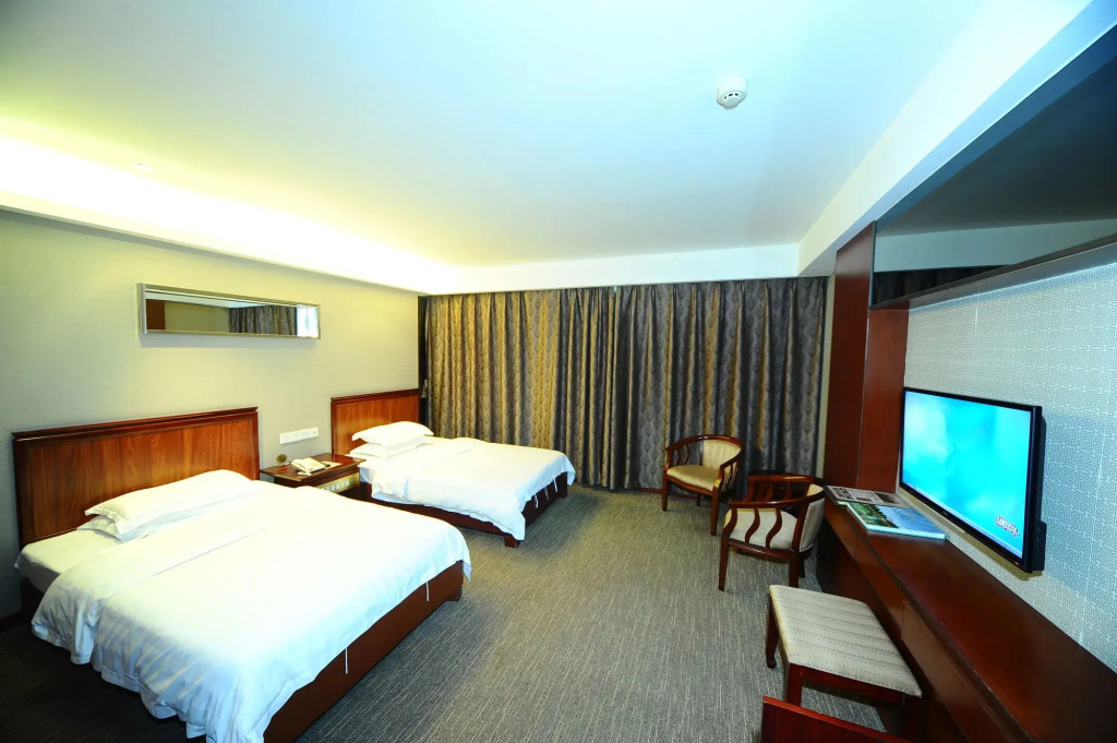 Good East Hotel