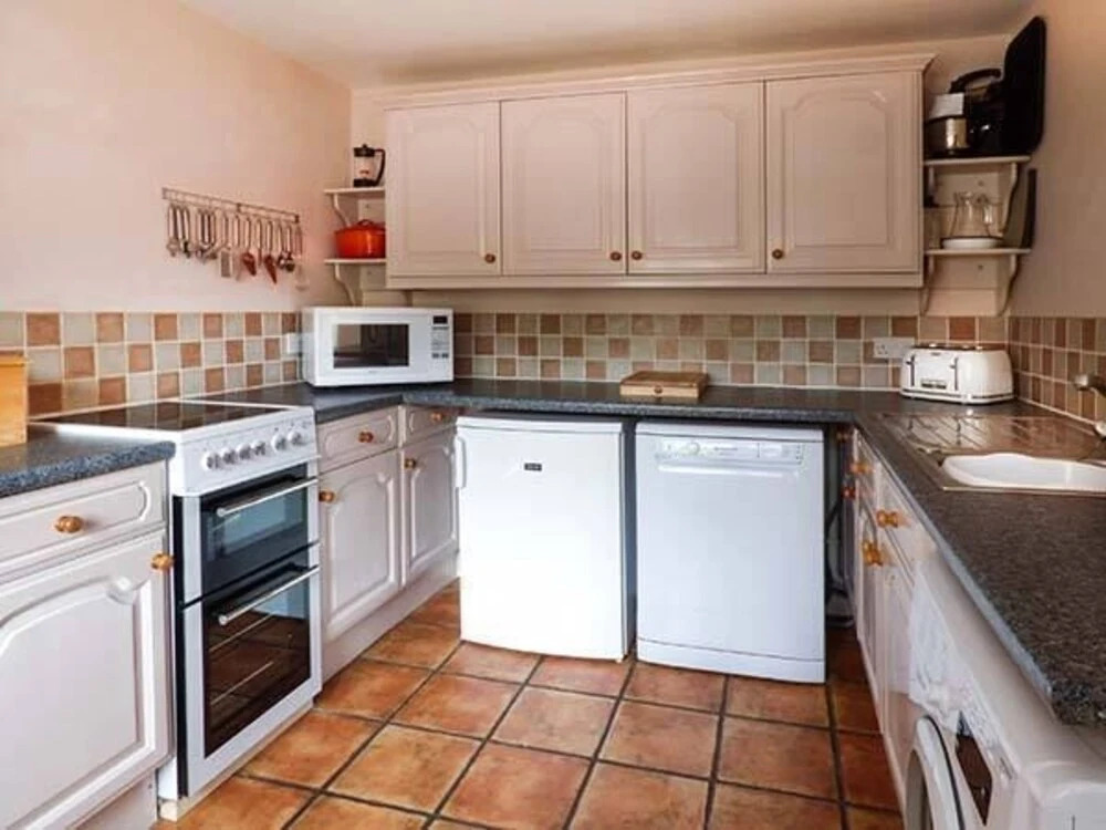 2 Carr Terrace