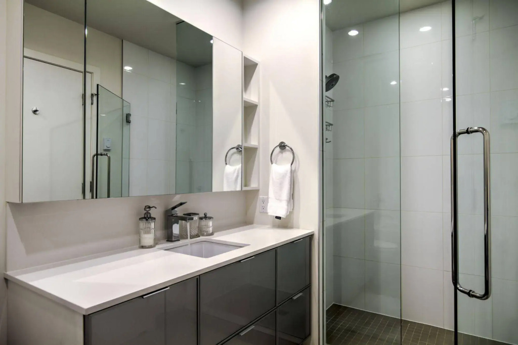 The Residence Club Vancouver