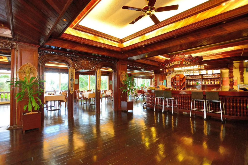 Airai Water Paradise Hotel & Spa