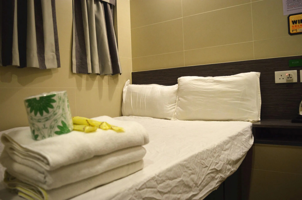 Mong Kok Guo Du HOTEL