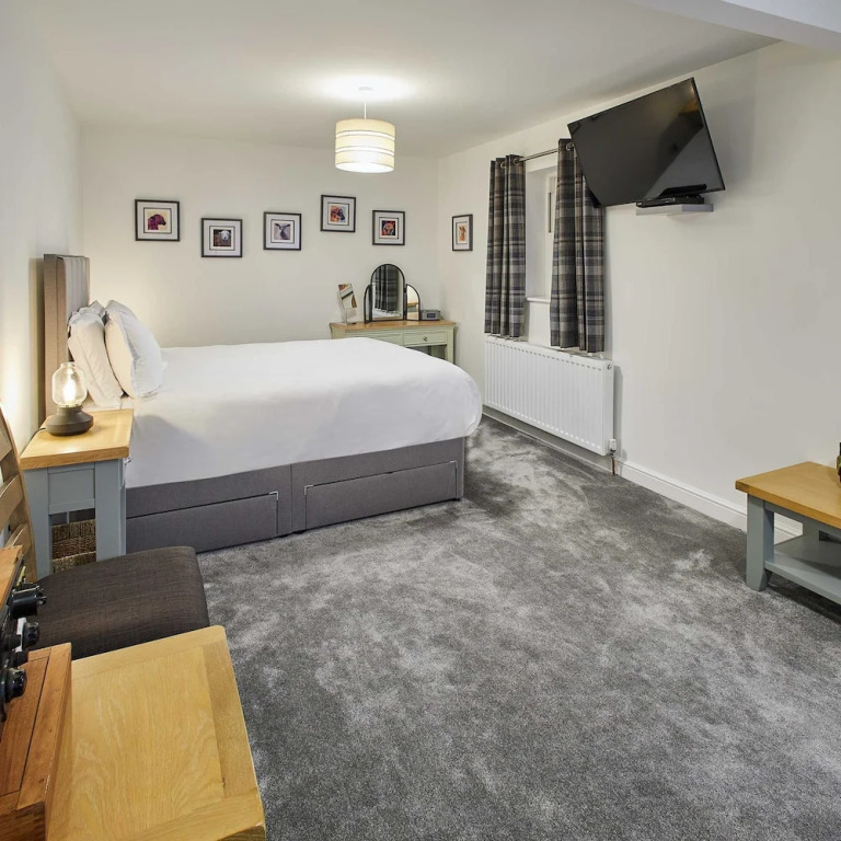 Host Stay Foggyshaw Lodge